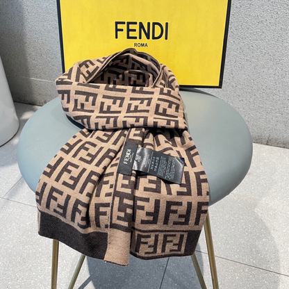 Bufanda Regalo Fendi 2006