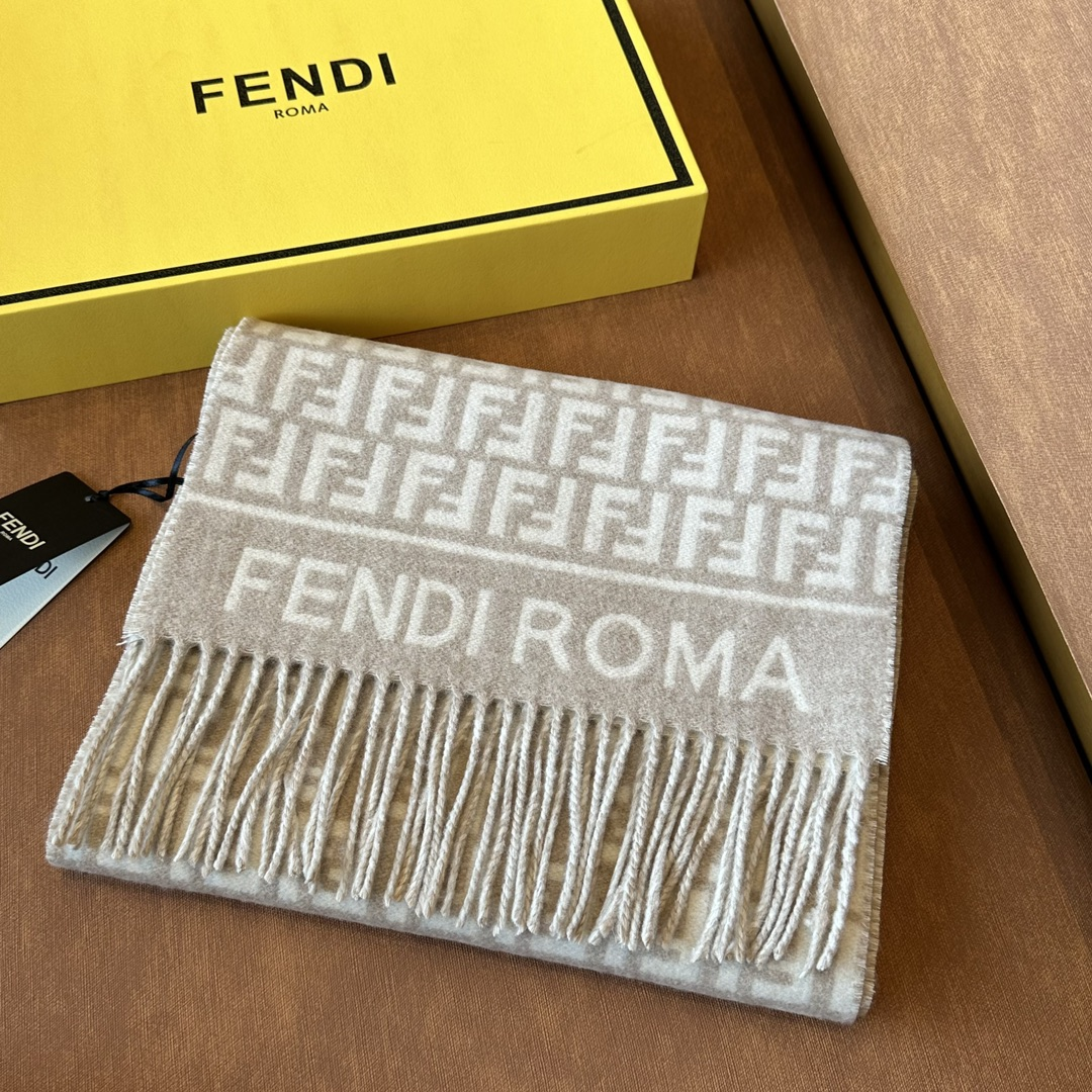 Bufanda Regalo Fendi 2007