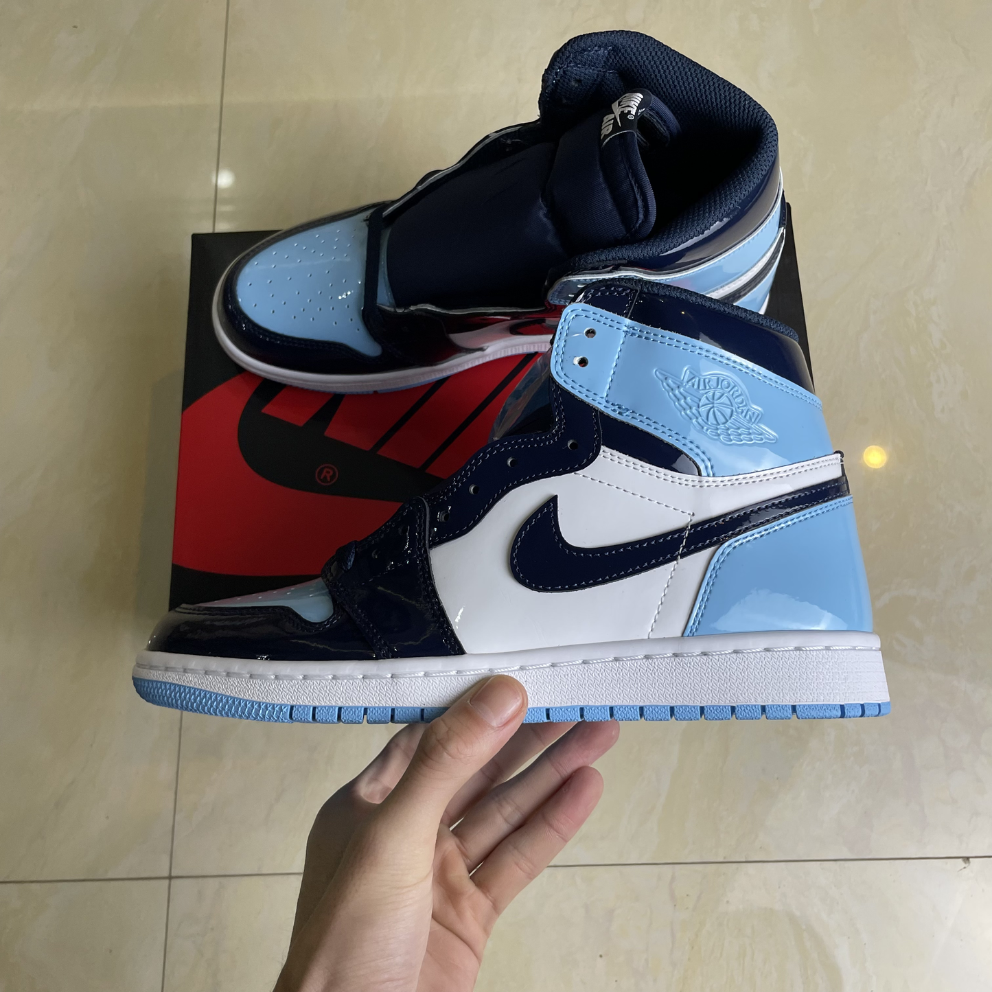 Air Jordan 1 High Blue Chill