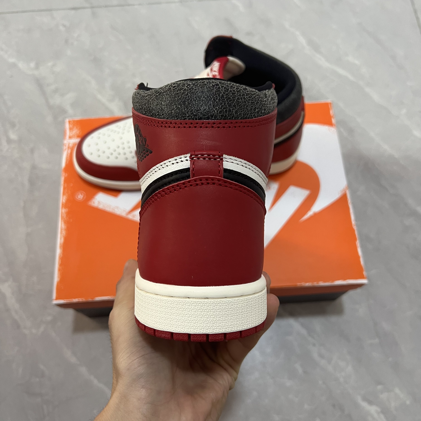 Air Jordan 1 High Chicago Lost And Found